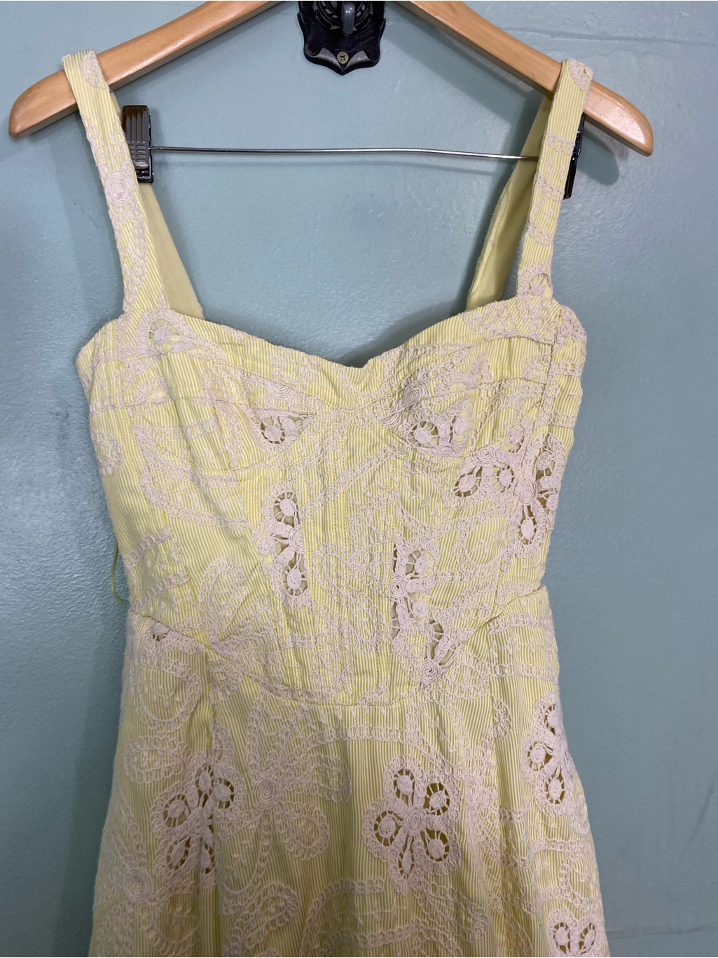 Bardot Lilah Corset Midi Dress Yellow Daisy Floral Embroidered Size 4 — image 3 of 8